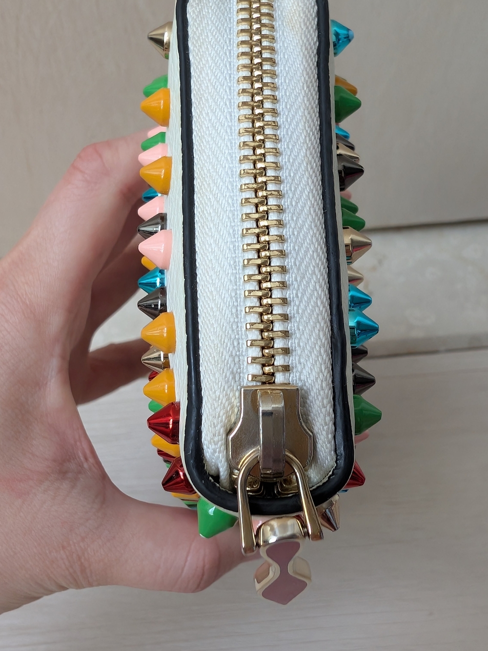 Christian Louboutin White Leather Panetone Multicolor Spikes Zip-Around Wallet - Picture 2 of 14